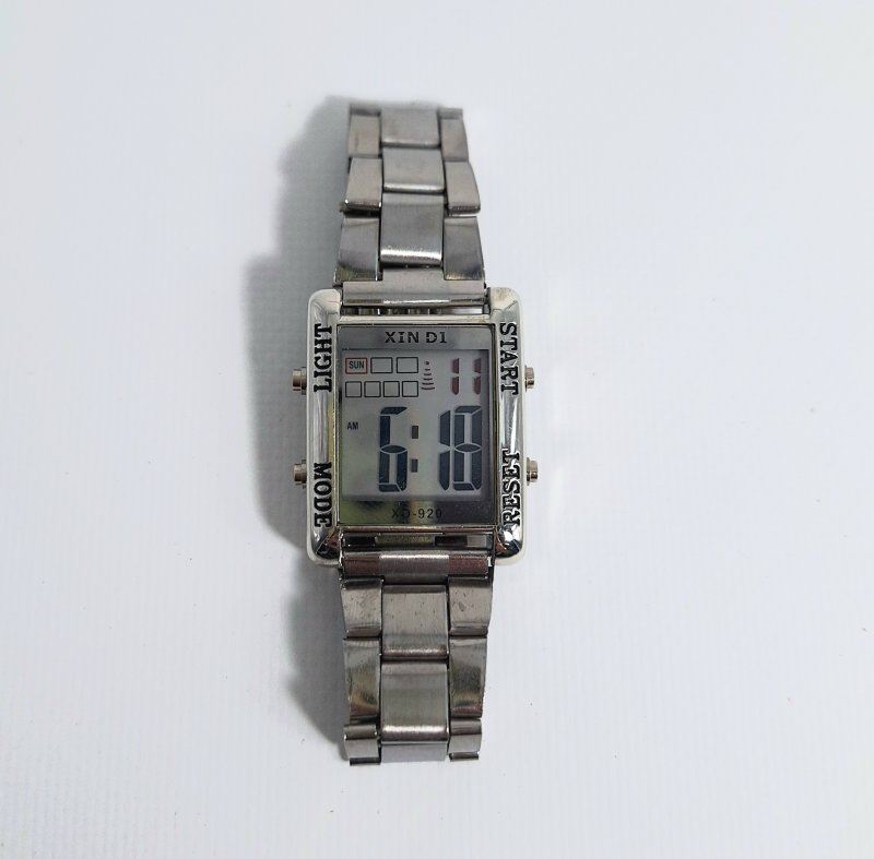 Часы электронные XINDI XD-920